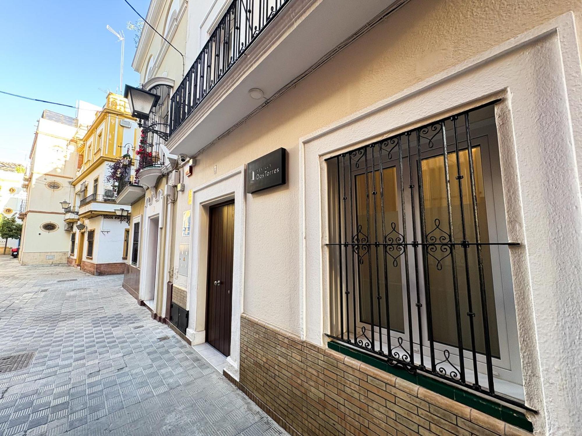 Sevilla Dostorres Exterior photo